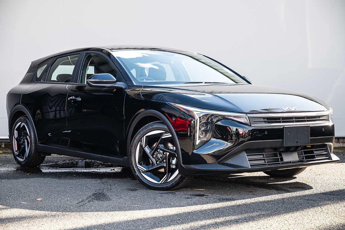 2025 Kia K4 Sport+ CL4m