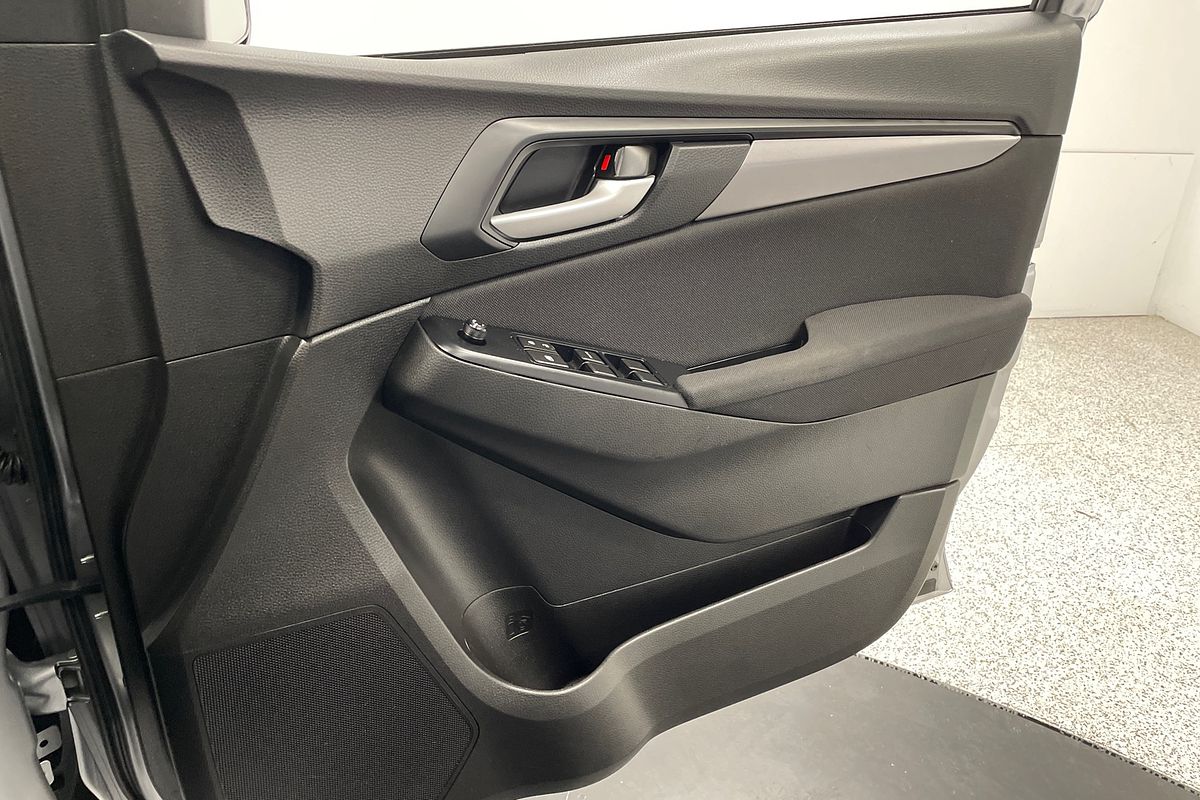 2023 Isuzu MU-X LS-M