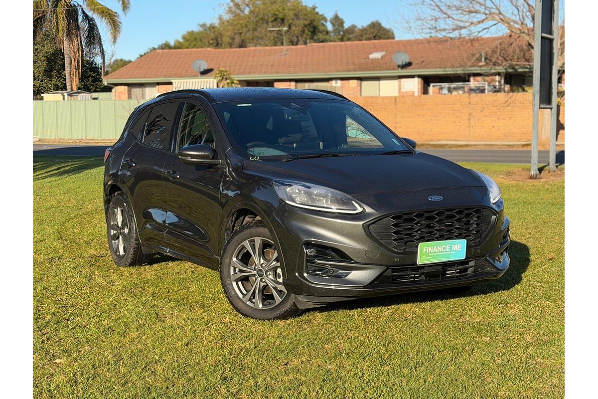 2022 Ford Escape ST-Line ZH
