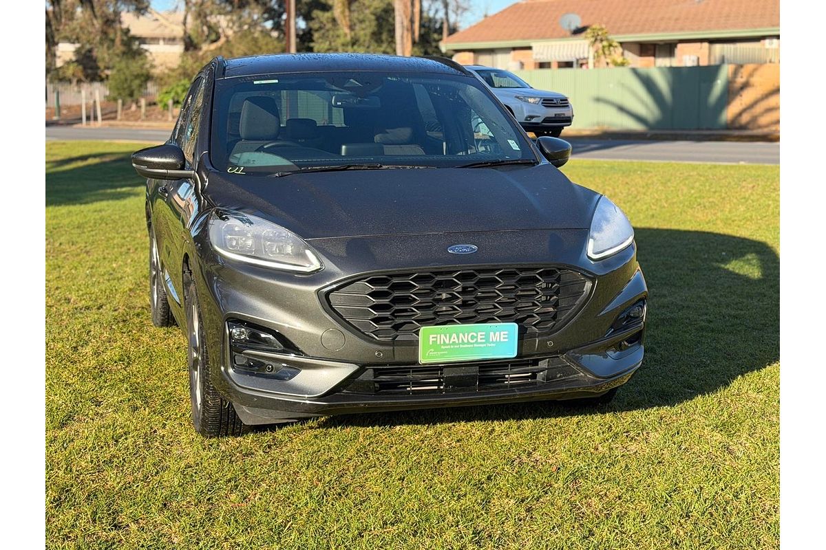 2022 Ford Escape ST-Line ZH