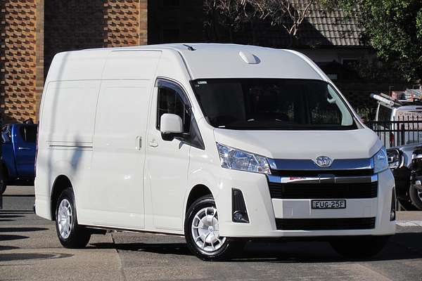 2022 Toyota Hiace GDH320R ELWB High Roof