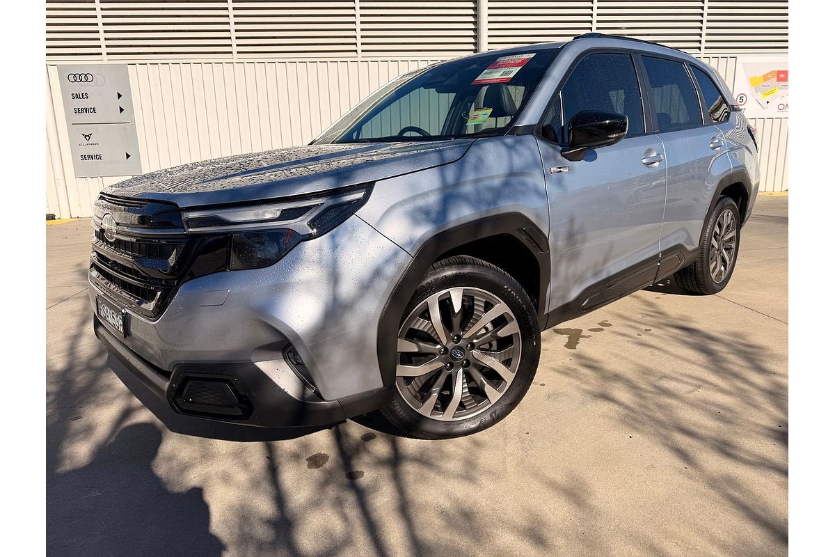 2025 Subaru Forester Touring S6