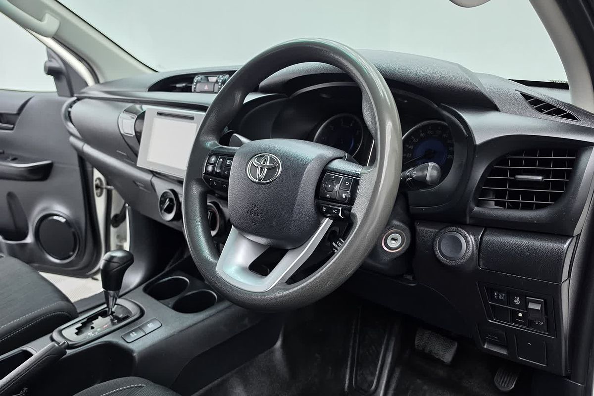 2020 Toyota Hilux SR GUN126R 4X4