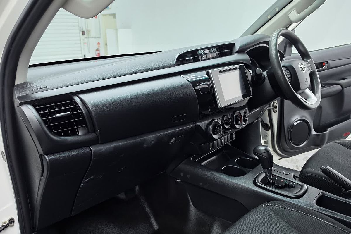 2020 Toyota Hilux SR GUN126R 4X4