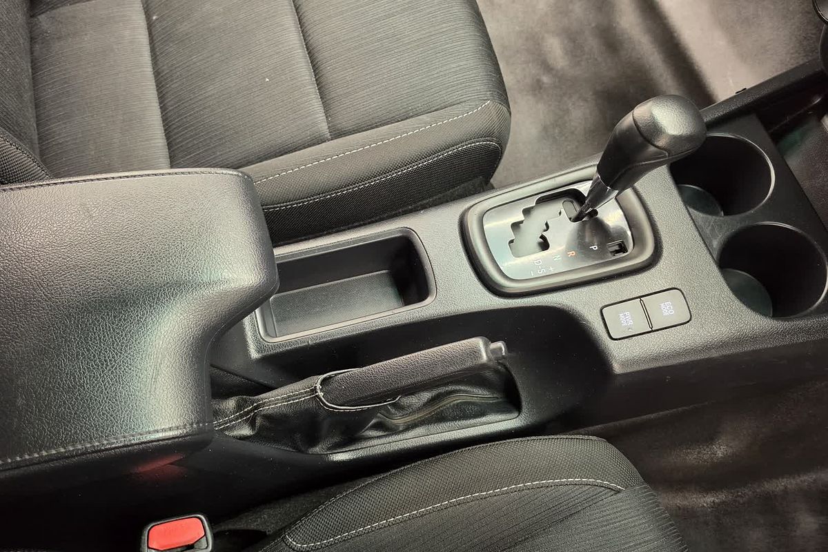 2020 Toyota Hilux SR GUN126R 4X4