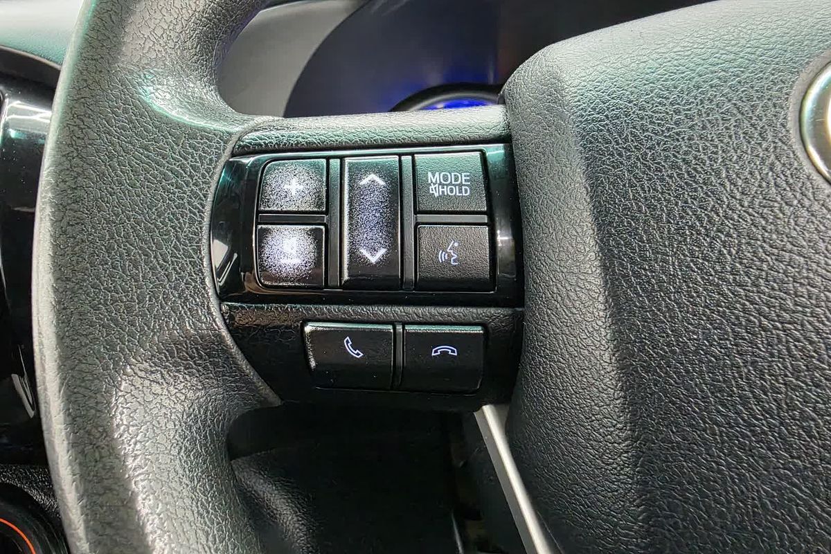 2020 Toyota Hilux SR GUN126R 4X4