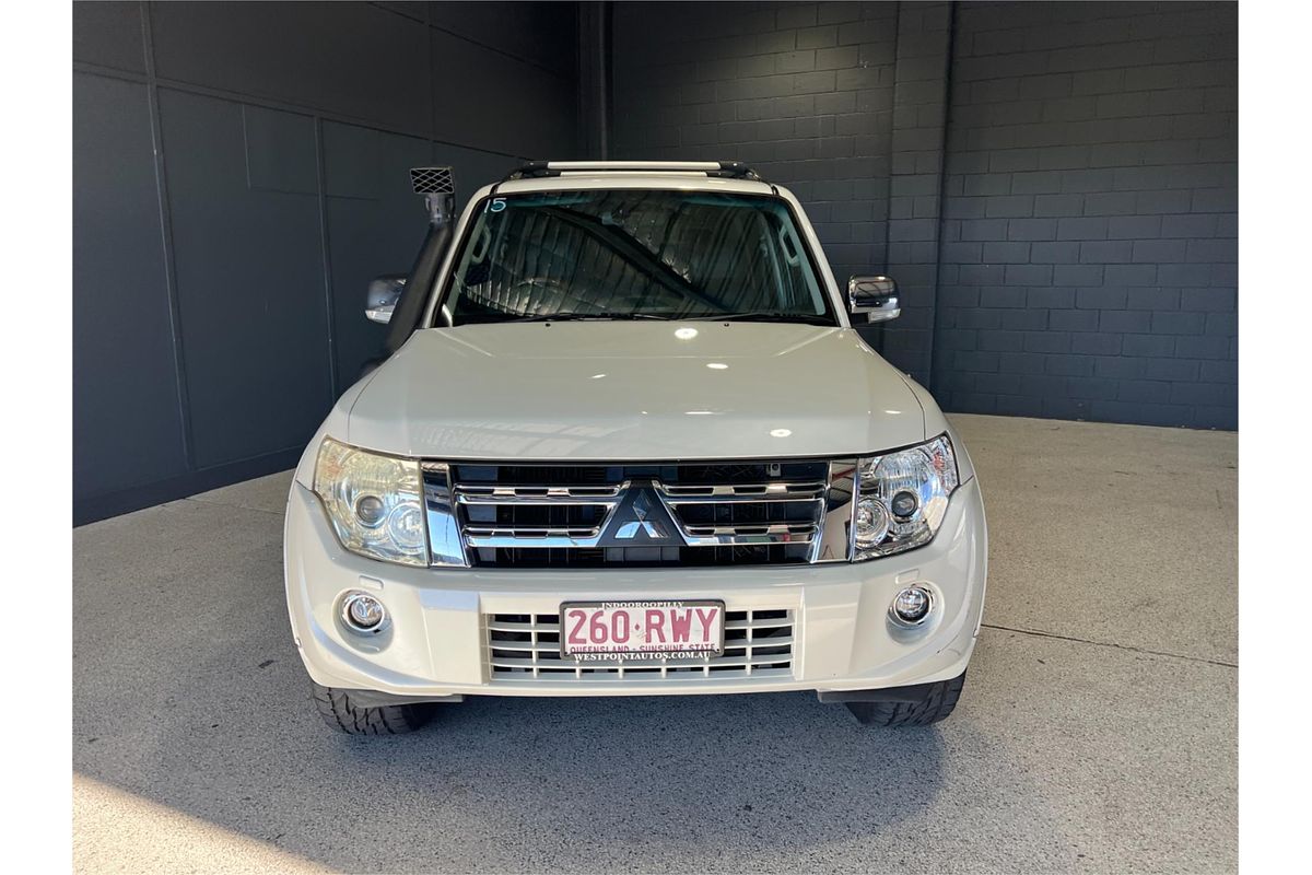 2011 Mitsubishi Pajero Exceed NT