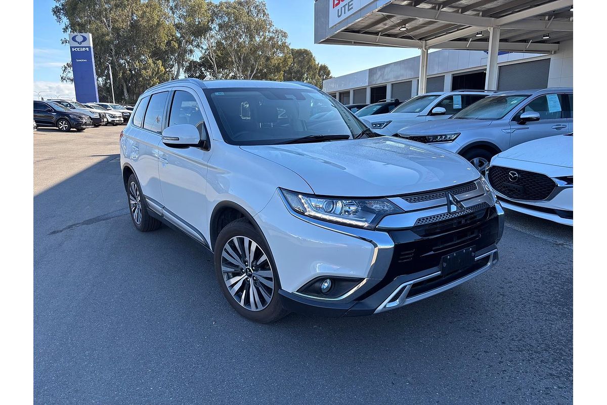 2021 Mitsubishi Outlander LS ZL