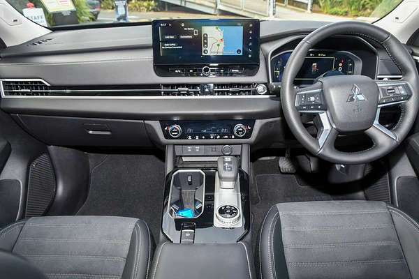 2025 Mitsubishi Outlander Aspire ZM thumb-16