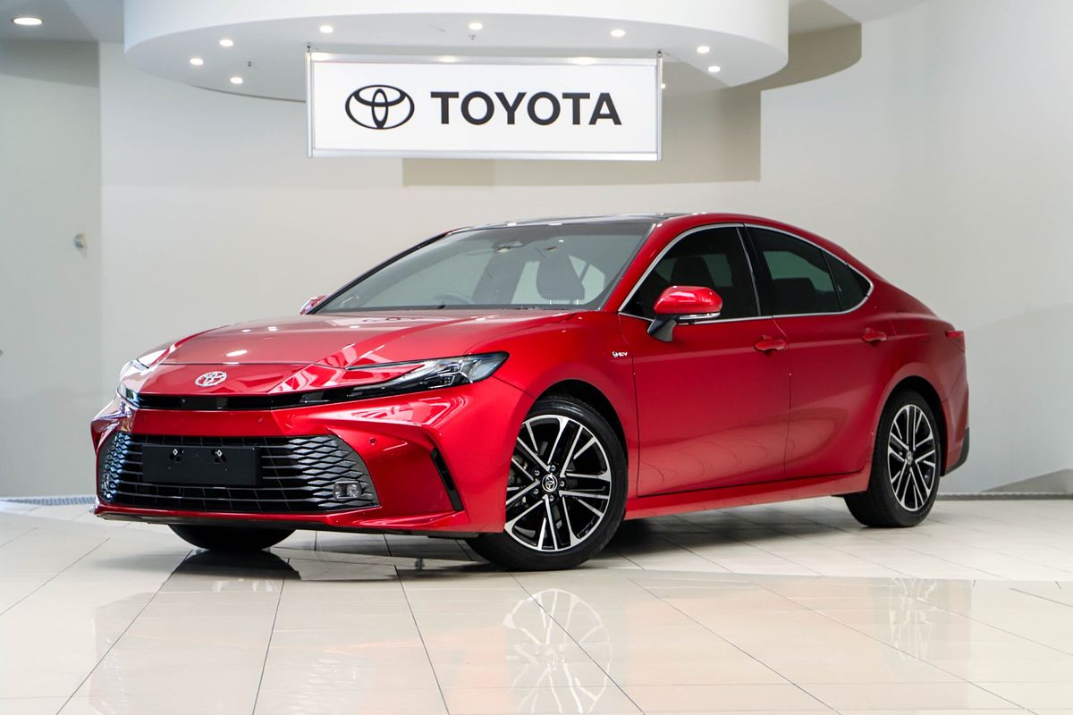 2025 Toyota Camry SL AXVH80R