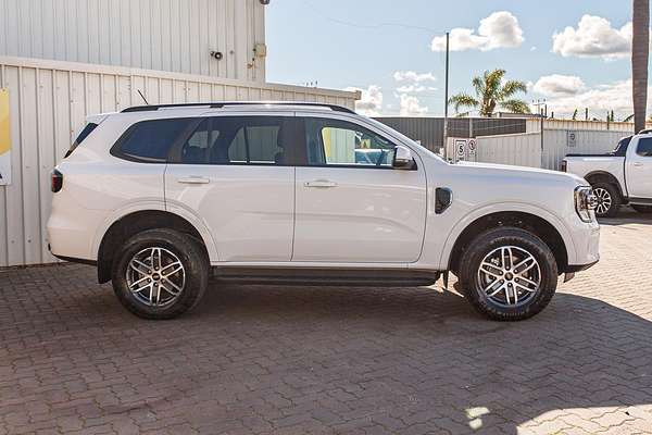 2025 Ford Everest Trend 2.0L thumb-4