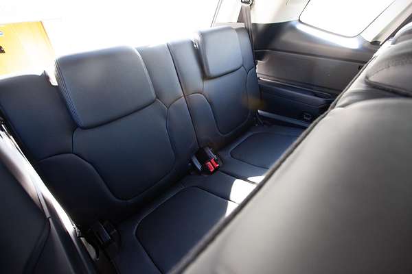 2025 Ford Everest Trend 2.0L thumb-14
