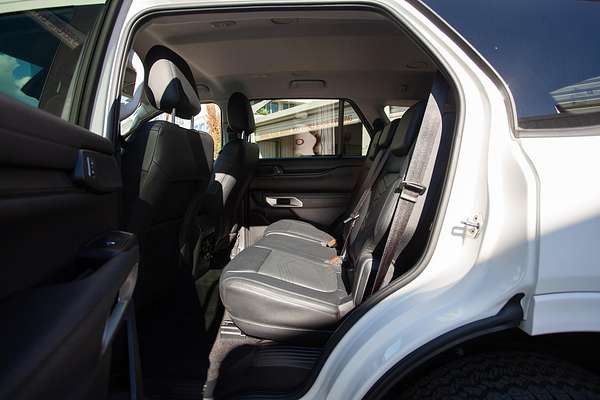 2025 Ford Everest Trend 2.0L thumb-18