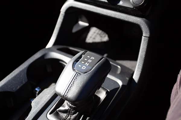 2025 Ford Everest Trend 2.0L thumb-32