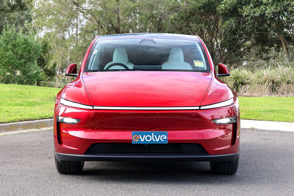 2025 Tesla Model Y Long Range