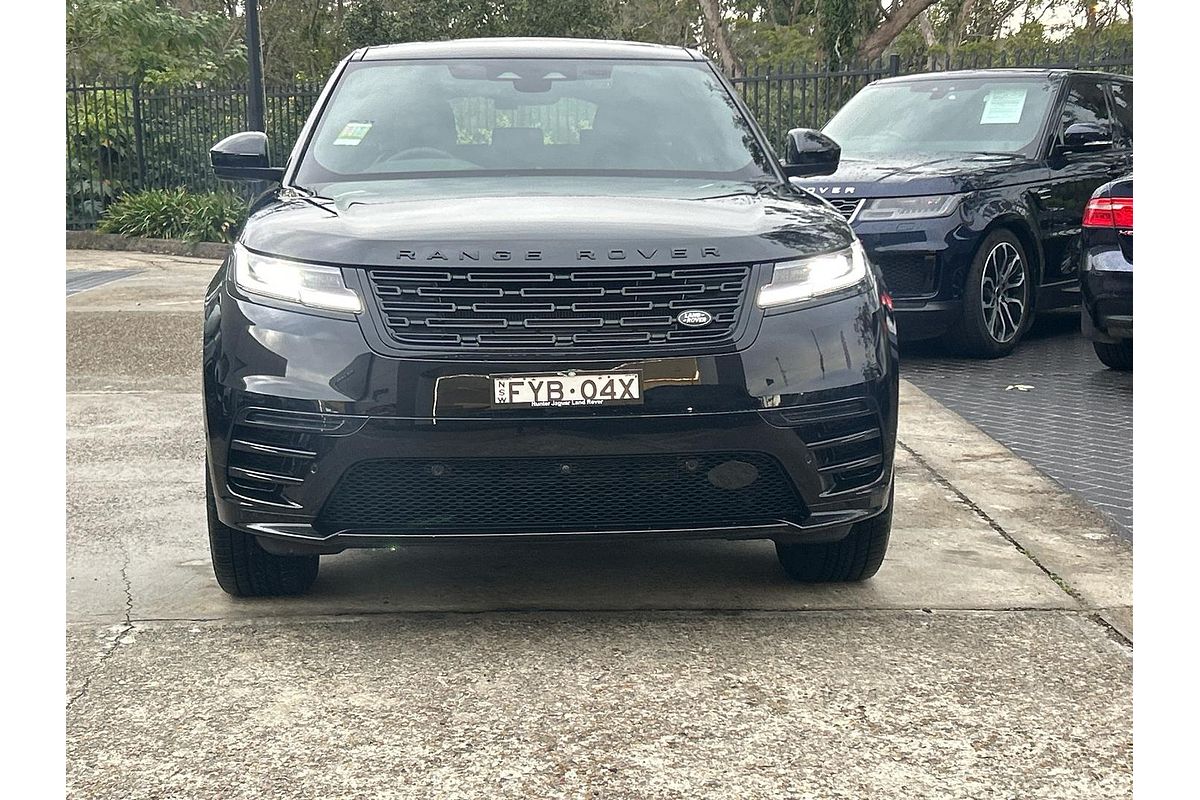 2026 Land Rover Range Rover Velar P250 Dynamic SE L560