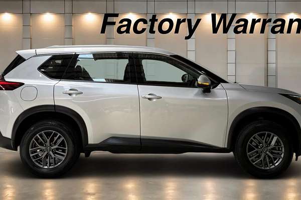 2024 Nissan X-TRAIL ST T33