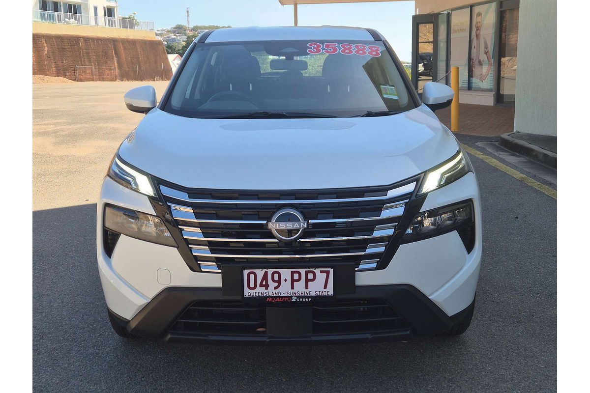 2025 Nissan X-TRAIL ST T33