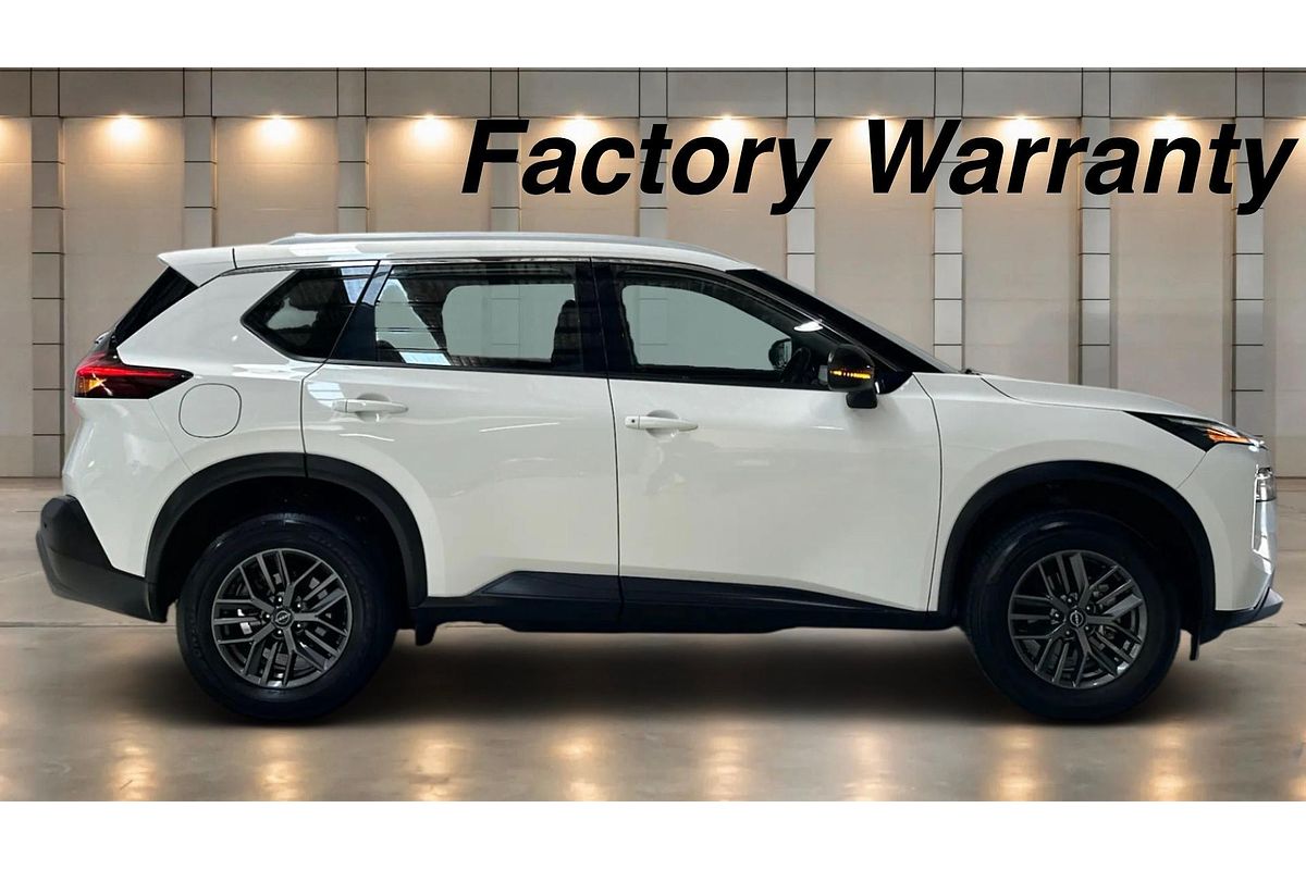 2024 Nissan X-TRAIL ST T33