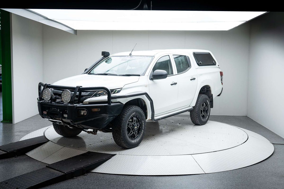 2018 Mitsubishi Triton GLX MR 4X4