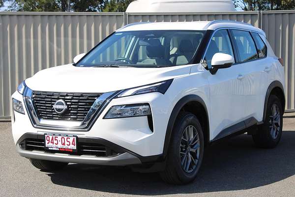 2025 Nissan X-TRAIL ST T33
