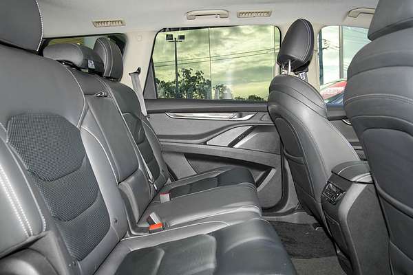 2022 LDV D90 Executive SV9A thumb-8
