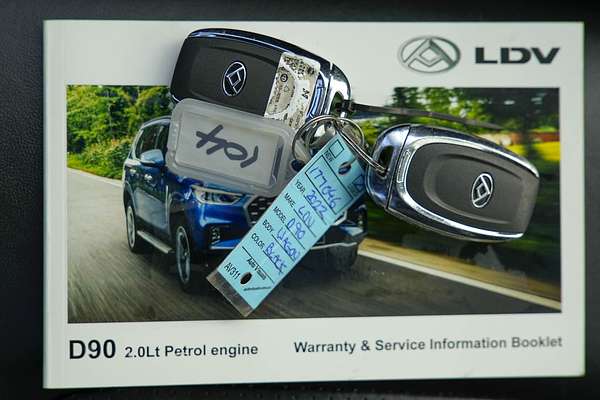 2022 LDV D90 Executive SV9A thumb-19