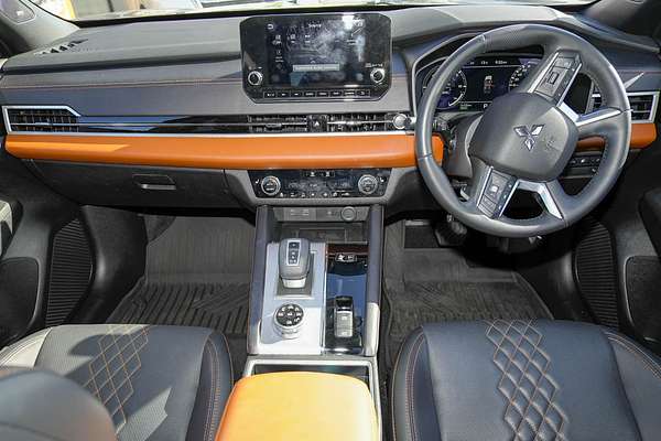 2024 Mitsubishi Outlander PHEV Exceed Tourer ZM thumb-16