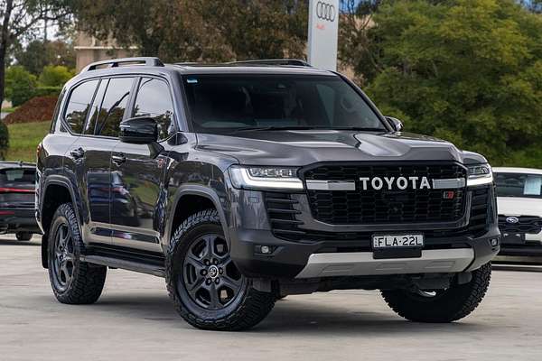 2024 Toyota Landcruiser GR Sport FJA300R