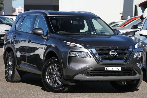 2025 Nissan X-TRAIL ST T33
