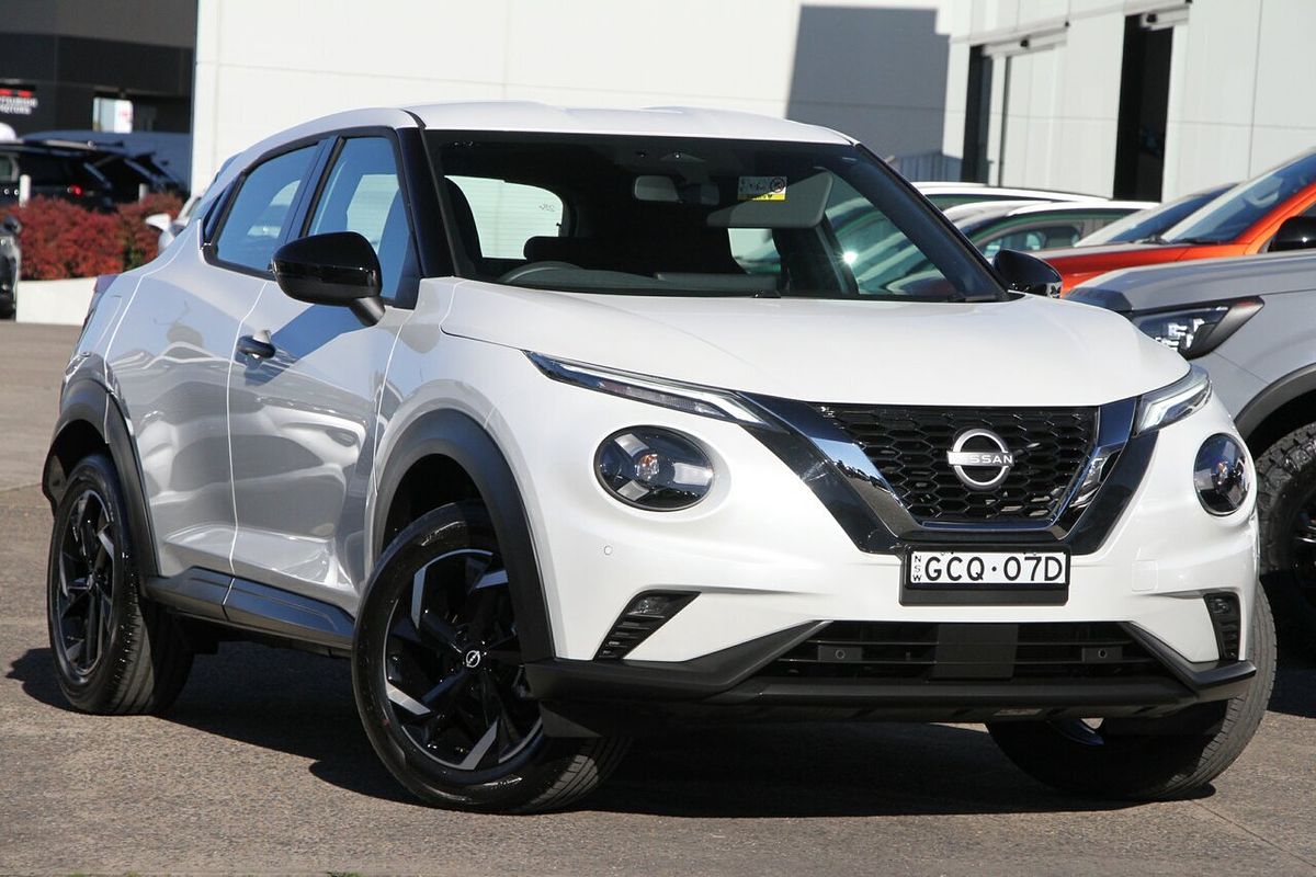 2025 Nissan JUKE ST+ F16