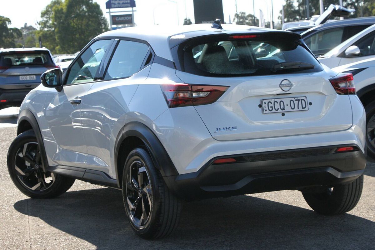 2025 Nissan JUKE ST+ F16
