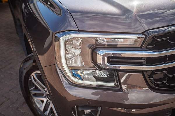 2025 Ford Everest Trend 2.0L thumb-1