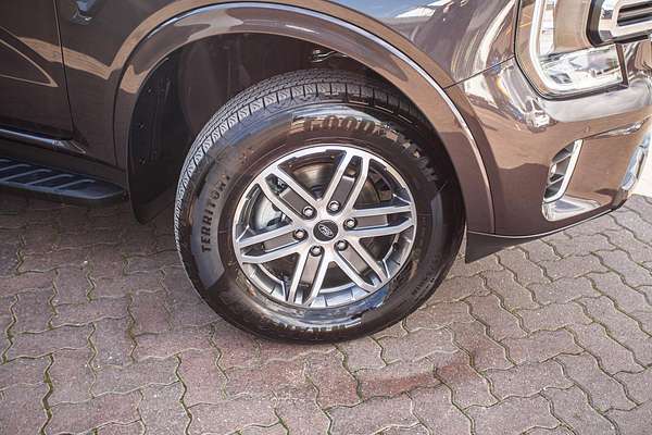 2025 Ford Everest Trend 2.0L thumb-2