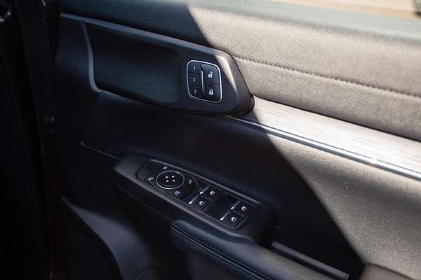 2025 Ford Everest Trend 2.0L thumb-23