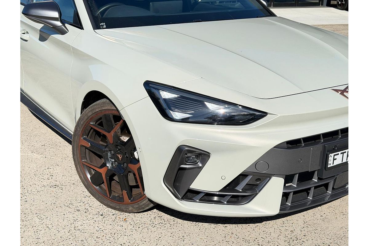 2025 CUPRA Leon VZx KL