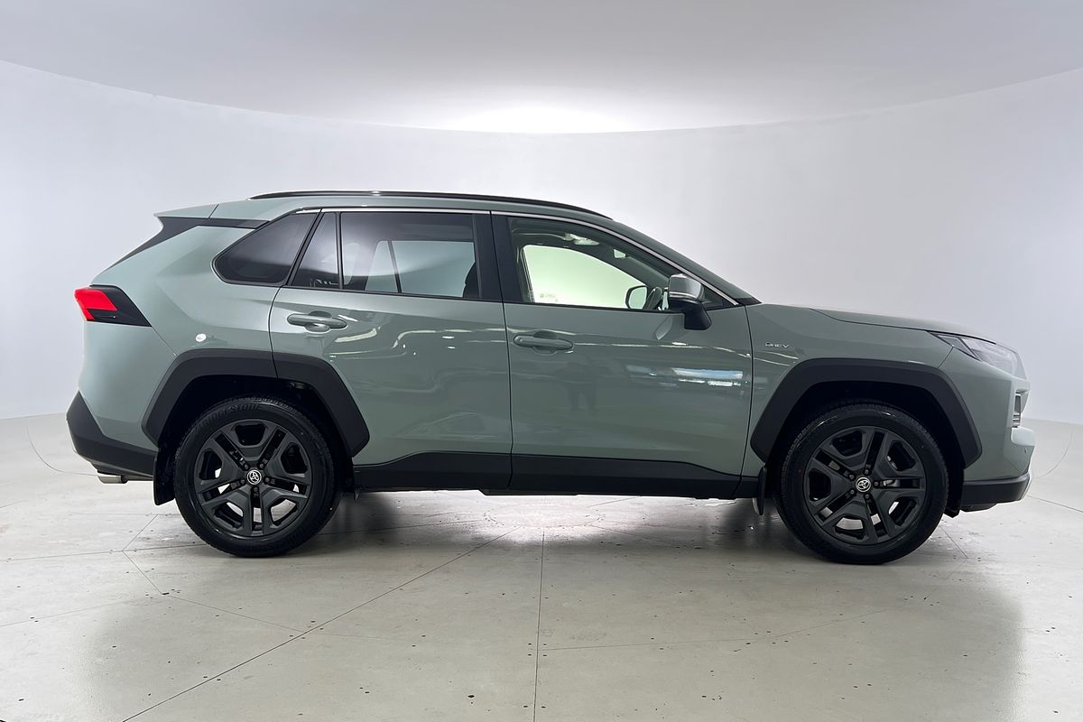 2025 Toyota RAV4 Edge AXAH54R