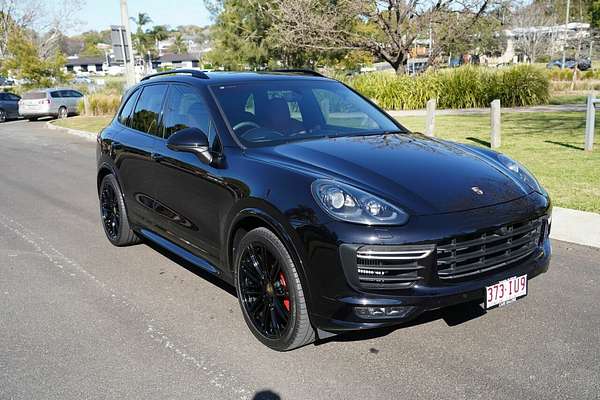 2017 Porsche Cayenne GTS 92A