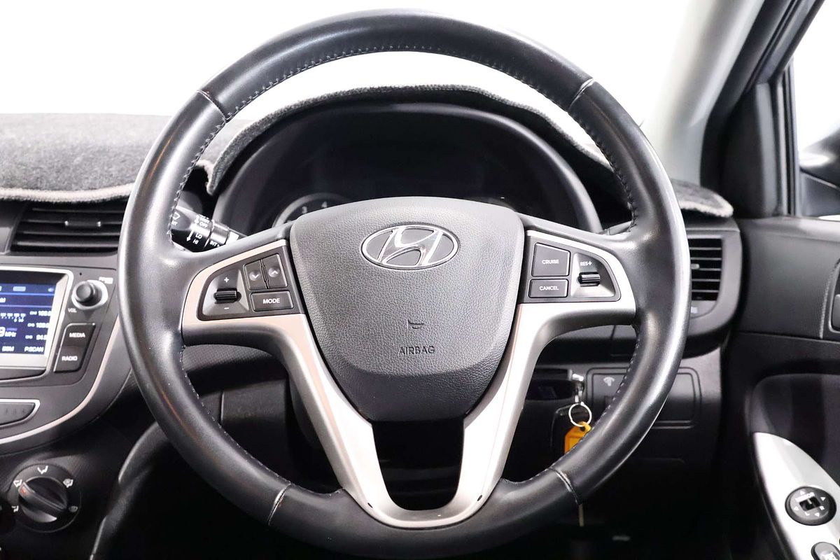 2018 Hyundai Accent Sport RB6
