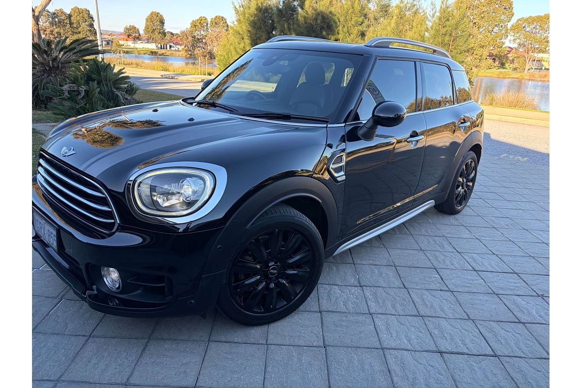 2018 MINI Countryman Cooper F60