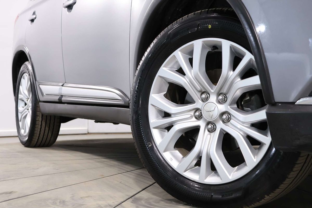 2021 Mitsubishi Outlander ES ZL