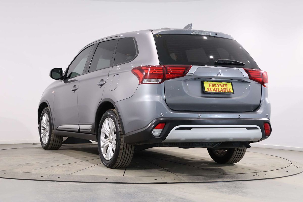 2021 Mitsubishi Outlander ES ZL