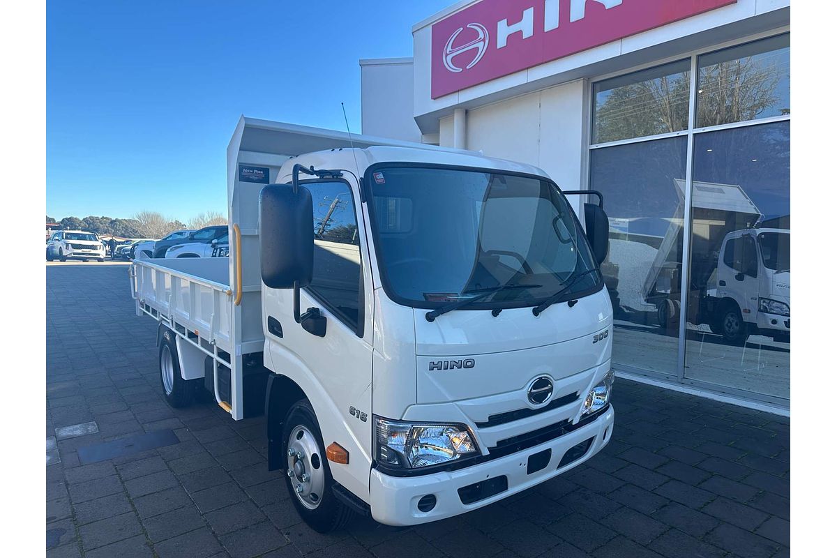 2025 Hino 300 Series 616 SWB