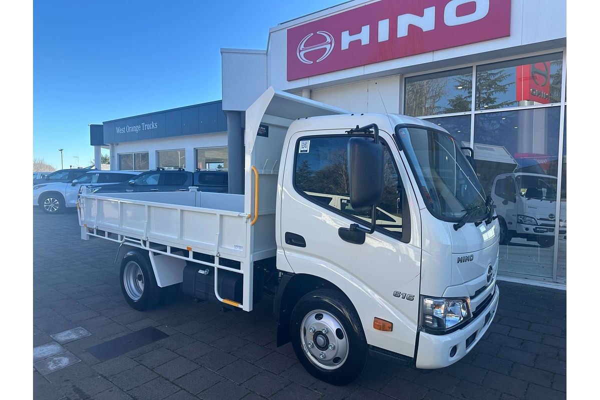 2025 Hino 300 Series 616 SWB