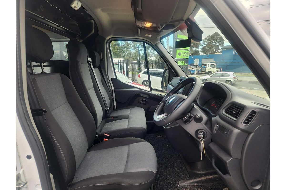 2024 Renault Master Pro 110kW X62 Phase 2 MWB Mid Roof image 12