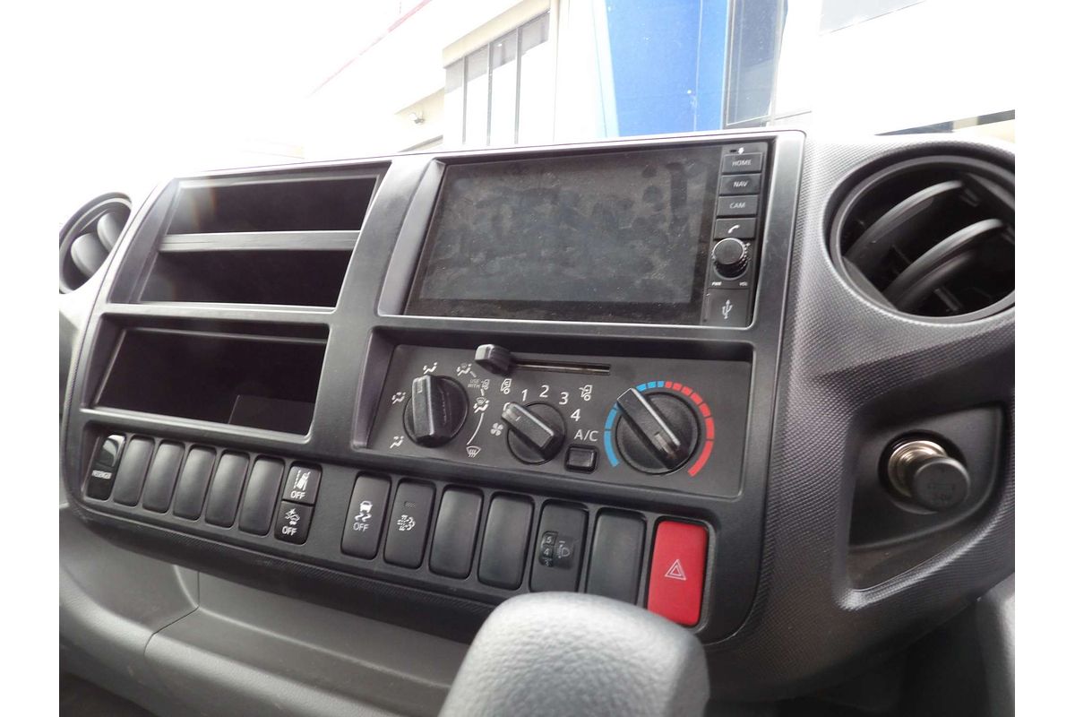 2021 Hino 300 Series 616 MWB image 18