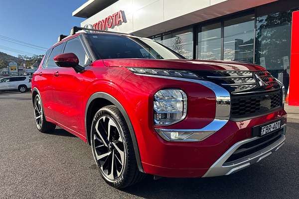 2022 Mitsubishi Outlander Exceed ZM