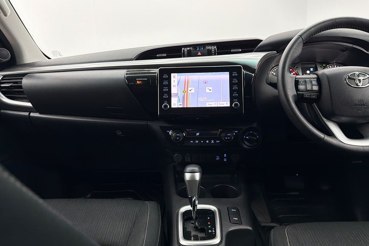 2022 Toyota Hilux SR5 GUN126R 4X4