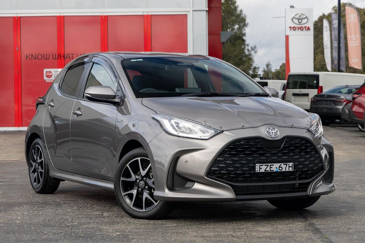 2026 Toyota Yaris SX Hybrid MXPH10R