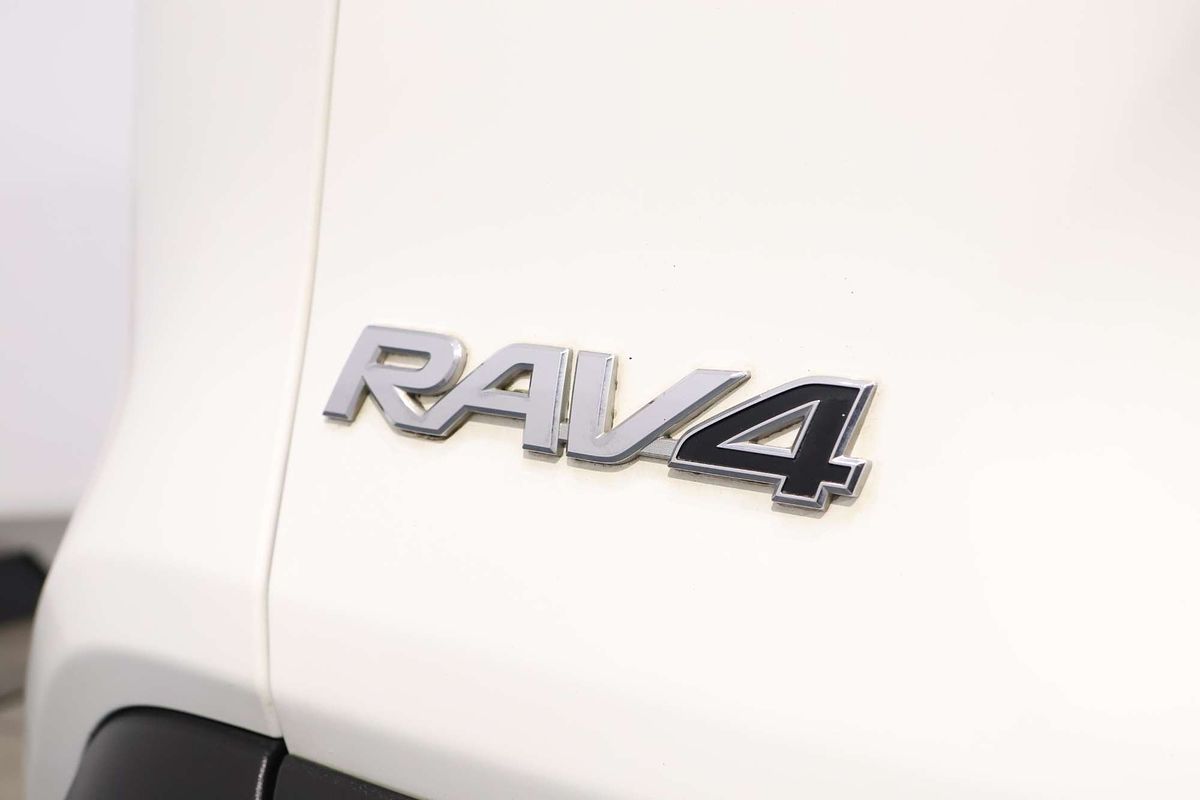 2020 Toyota RAV4 GX AXAH52R